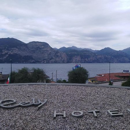Hotel Residence Rely Brenzone sul Garda Εξωτερικό φωτογραφία