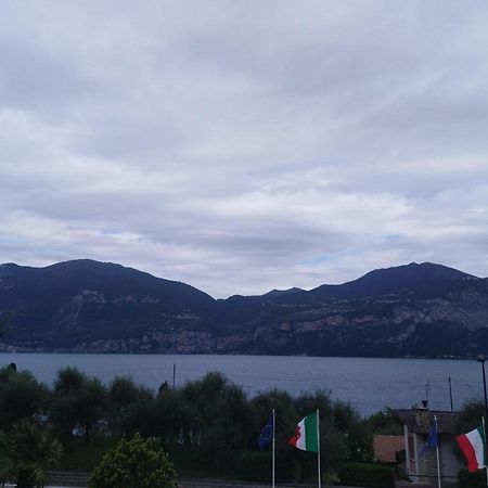 Hotel Residence Rely Brenzone sul Garda Εξωτερικό φωτογραφία
