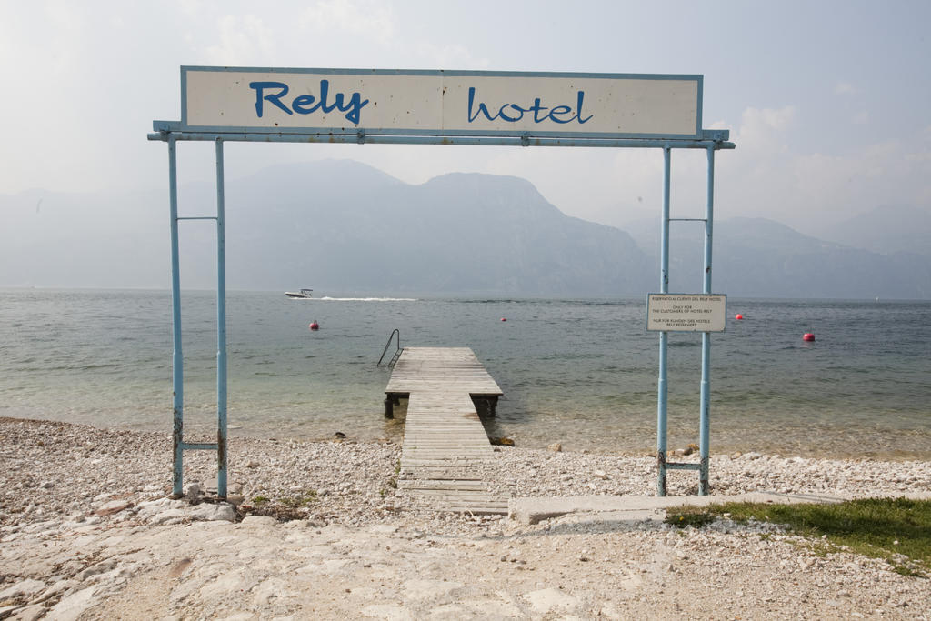 Hotel Residence Rely Brenzone sul Garda Εξωτερικό φωτογραφία